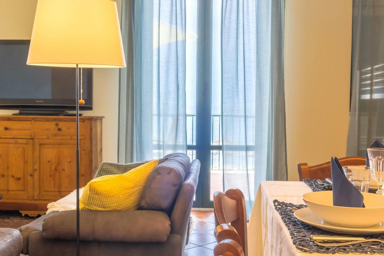 Les Suites - Apartments Riposto Εξωτερικό φωτογραφία